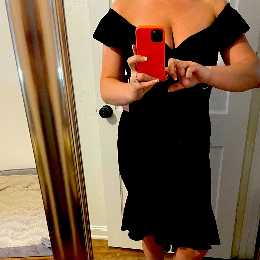 NWT high-low off the shoulder black midi dress